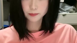 业余少女被深深的肛交和巨大的内射