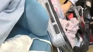 瑞雪尔·瑞安的大屁股和乳房被出轨的丈夫干得变硬